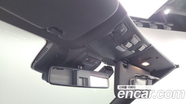 Mercedes-Benz E-Class 2018 — photo 25