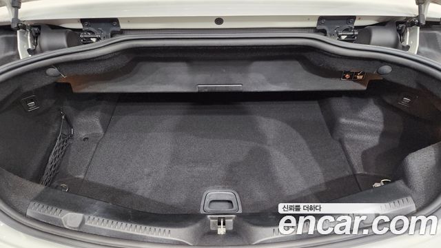 Mercedes-Benz E-Class 2018 — photo 26