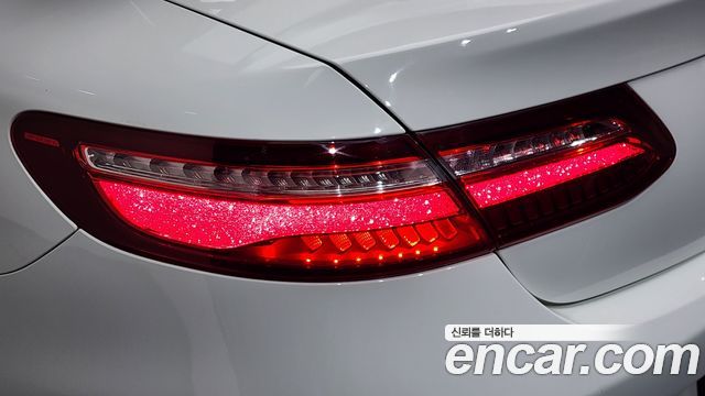Mercedes-Benz E-Class 2018 — photo 9