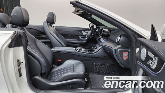 Mercedes-Benz E-Class 2018 — photo 16