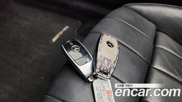 Mercedes-Benz E-Class 2018 — photo 31