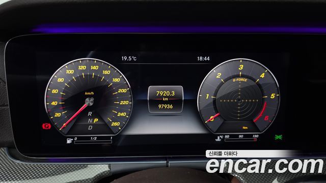 Mercedes-Benz CLS-Class 2019 — photo 11
