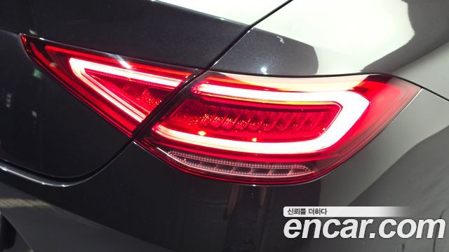 Mercedes-Benz CLS-Class 2019 — photo 9