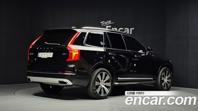 Volvo XC90 2021 — photo 2