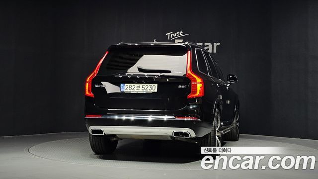 Volvo XC90 2021 — photo 4