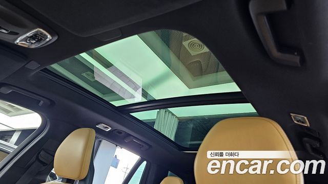 Volvo XC90 2021 — photo 24