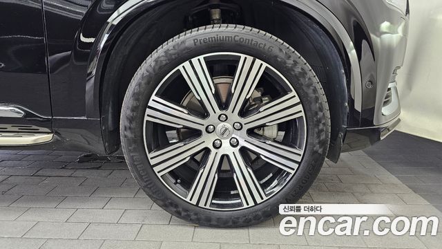 Volvo XC90 2021 — photo 7
