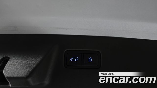 Hyundai Santafe 2024 — photo 16