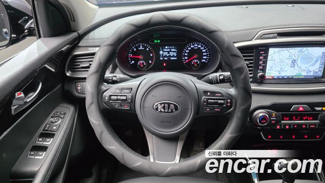 Kia Sorento 2016 — photo 19