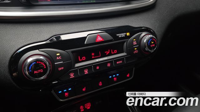 Kia Sorento 2016 — photo 22