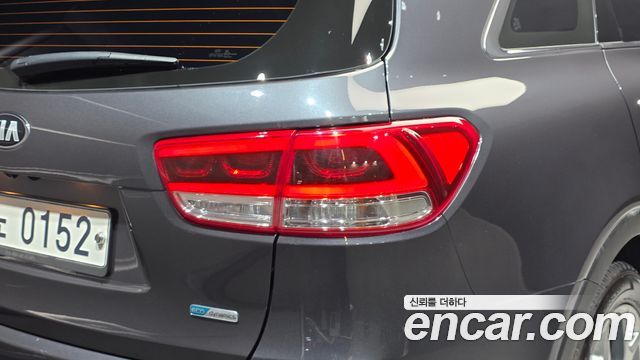 Kia Sorento 2016 — photo 9