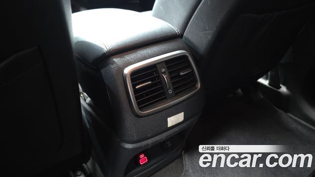 Kia Sorento 2016 — photo 28
