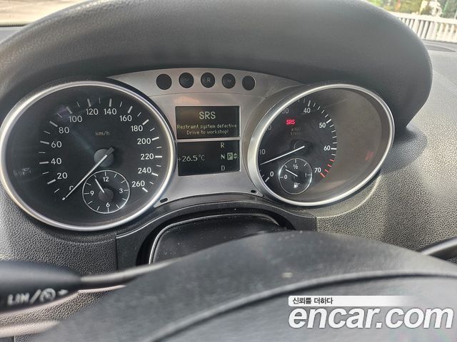 Mercedes-Benz M-class 2006 — photo 11