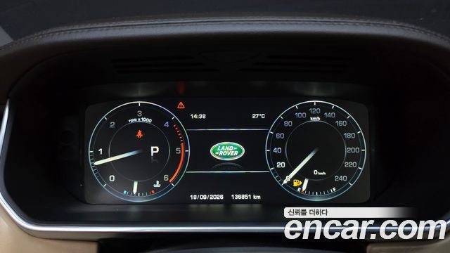 Land Rover Range Rover 2015 — photo 8