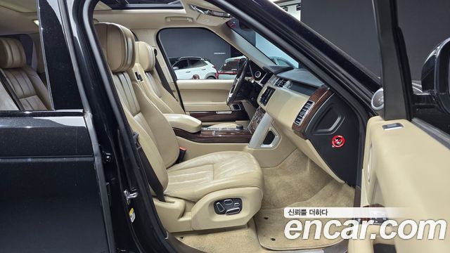 Land Rover Range Rover 2015 — photo 11
