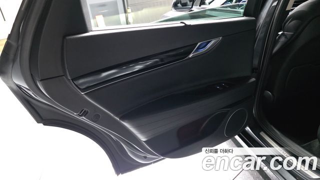 Genesis G80 2021 — photo 15