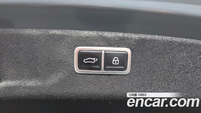 Genesis G80 2021 — photo 33