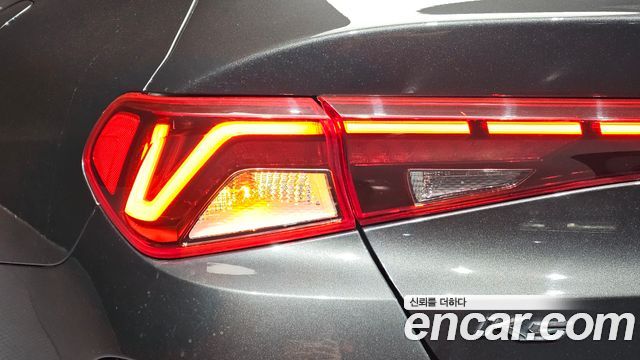 Kia K5 2021 — photo 9