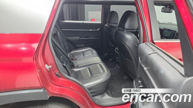 KG Mobility Torres 2023 — photo 12
