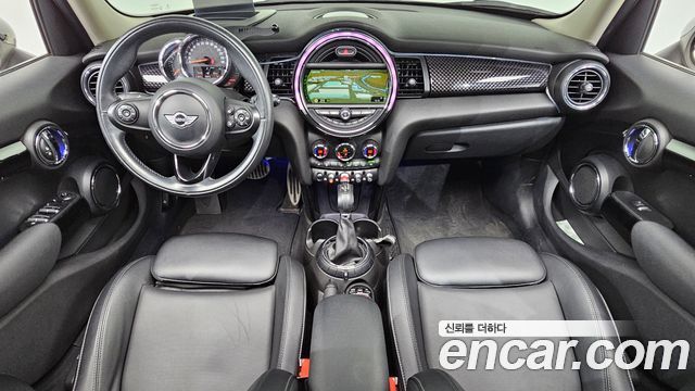 Mini Cooper 2017 — photo 7