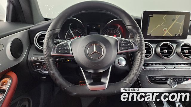 Mercedes-Benz C-Class 2018 — photo 18