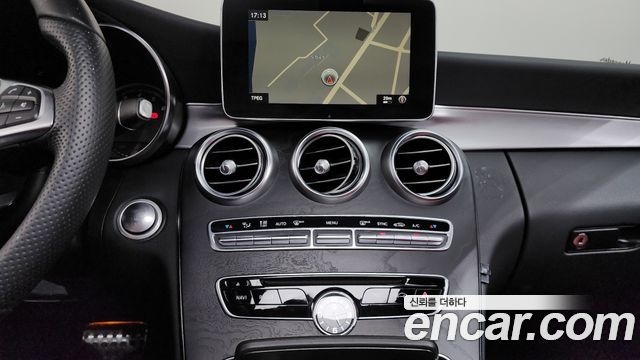 Mercedes-Benz C-Class 2018 — photo 19