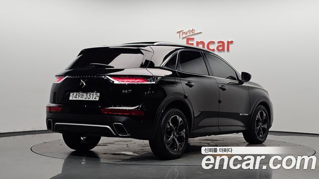 Citroën / DS DS7 2019 — photo 2