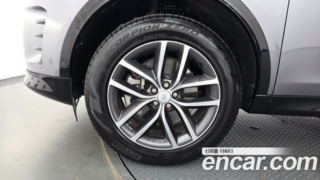 Land Rover Discovery Sport 2025 — photo 5