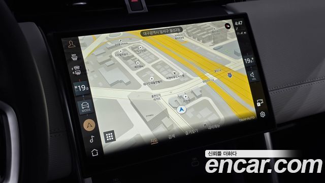 Land Rover Discovery Sport 2025 — photo 13