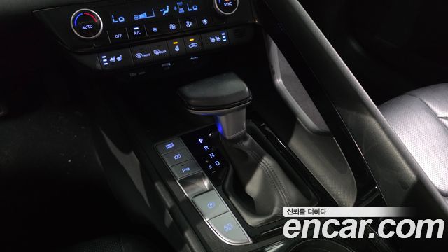 Hyundai AVANTE 2023 — photo 9