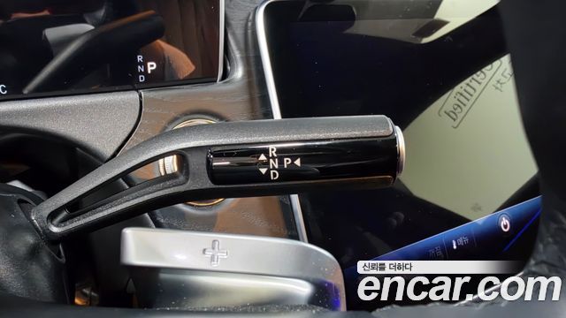 Mercedes-Benz E-Class 2026 — photo 9