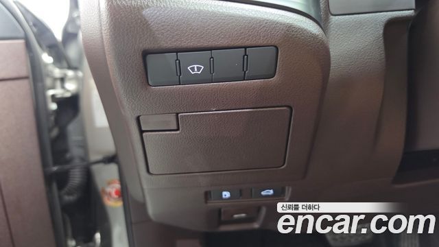 Lexus ES 2021 — photo 41