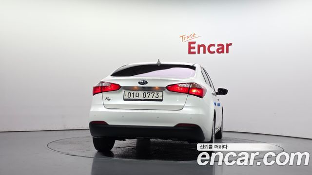 Kia K3 2015 — photo 4