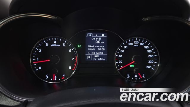 Kia K3 2015 — photo 8