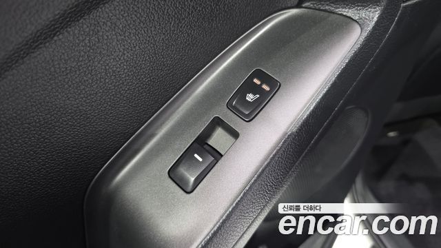 Kia K3 2015 — photo 18
