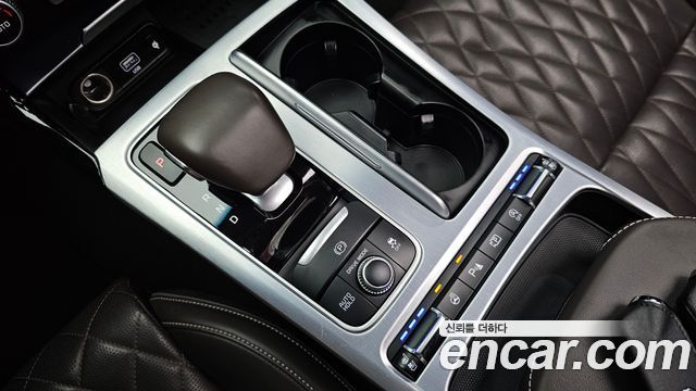 Kia Stinger 2021 — photo 9