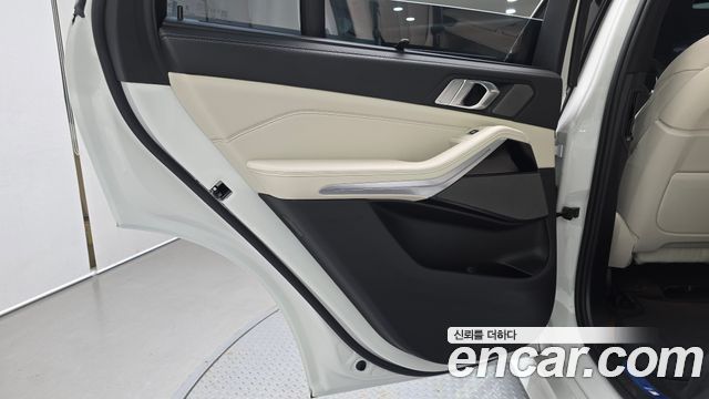 BMW X5 2026 — photo 15