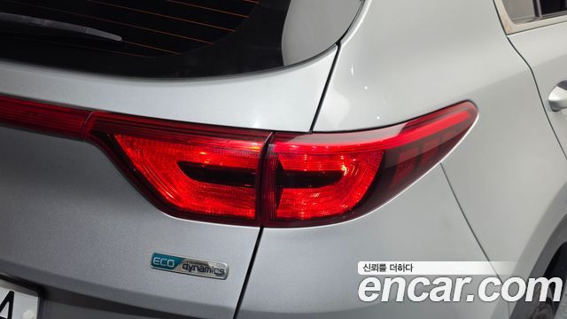 Kia Sportage 2016 — photo 9