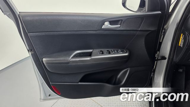 Kia Sportage 2016 — photo 14