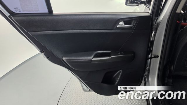 Kia Sportage 2016 — photo 15
