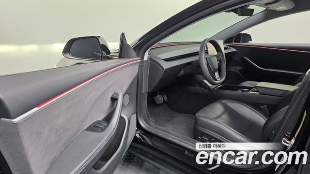 Tesla Model 3 2024 — photo 13
