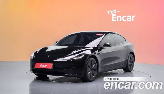 Tesla Model 3 2024 — photo 1
