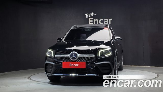 Mercedes-Benz GLB-Class 2021 — photo 3