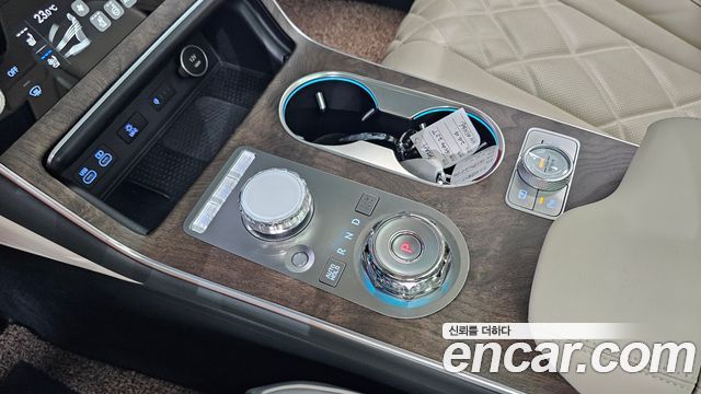 Genesis GV80 2024 — photo 12