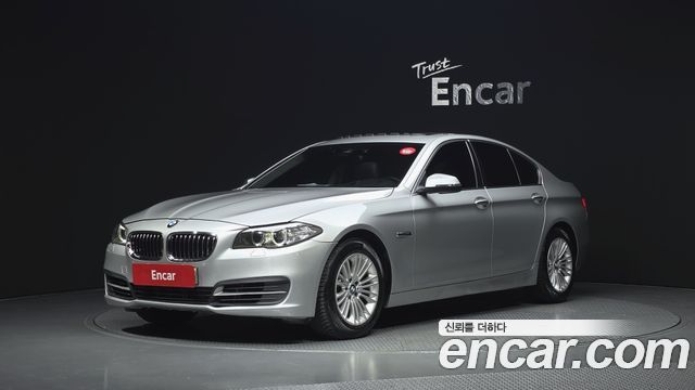 BMW 5-Series 2015 — photo 1