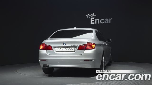 BMW 5-Series 2015 — photo 4