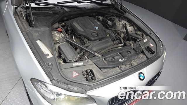 BMW 5-Series 2015 — photo 6