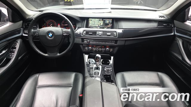 BMW 5-Series 2015 — photo 7