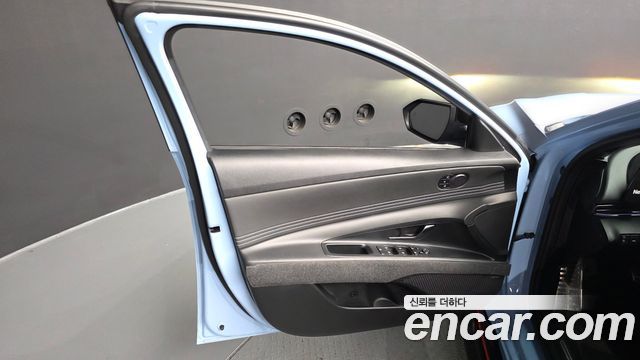 Hyundai AVANTE 2022 — photo 14