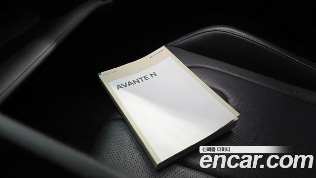 Hyundai AVANTE 2022 — photo 29